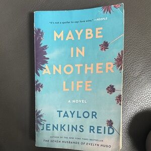 Maybe In Another Life Novel Taylor Jenkins Reid